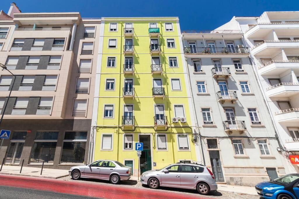 Spacious Apartment Near Saldanha Лиссабон Экстерьер фото